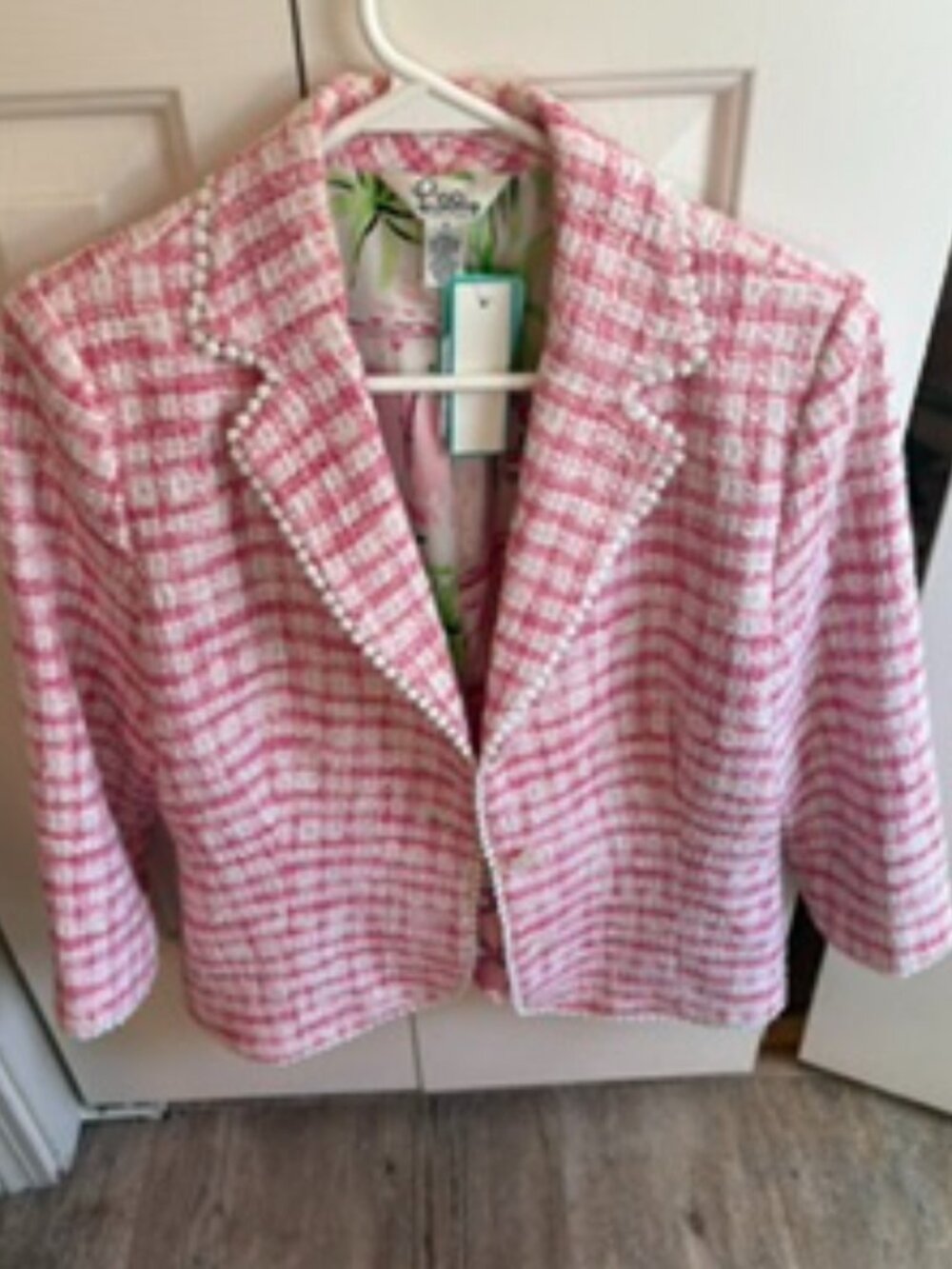 Lilly Puilitzer pink and white check blazer size 6